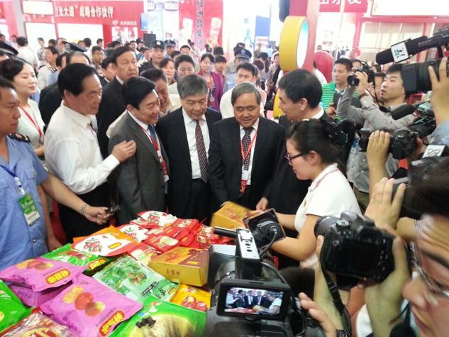 14TI44M33c0-139246_lit